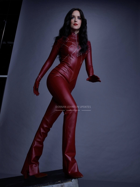 SET-OUTTAKES_0313.jpg